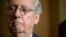 Trưởng khối Cộng hòa tại Thượng viện, ông Mitch McConnell, người vừa lên tiếng chỉ trích thỏa thuận hạt nhân với Iran.