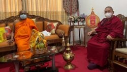 གླིང་མཆོག་སྤྲུལ་རིན་པོ་ཆེ་སིངྒ་ལར་ཆིབས་སྒྱུར།