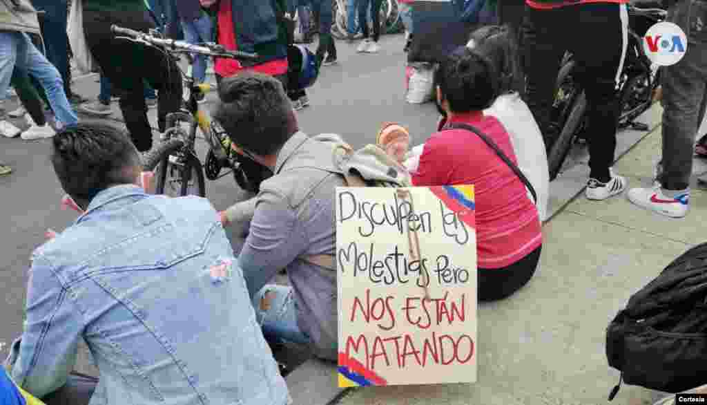Aunque aún no hay negociaciones entre el Gobierno y dirigentes de las protestas, acordaron reanudar sus conversaciones este lunes a las 2 de la tarde.