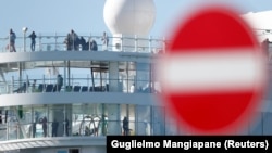 Još nije poznato koliko bi italijanski kruzer mogao da ostane u luci Civitavecchia