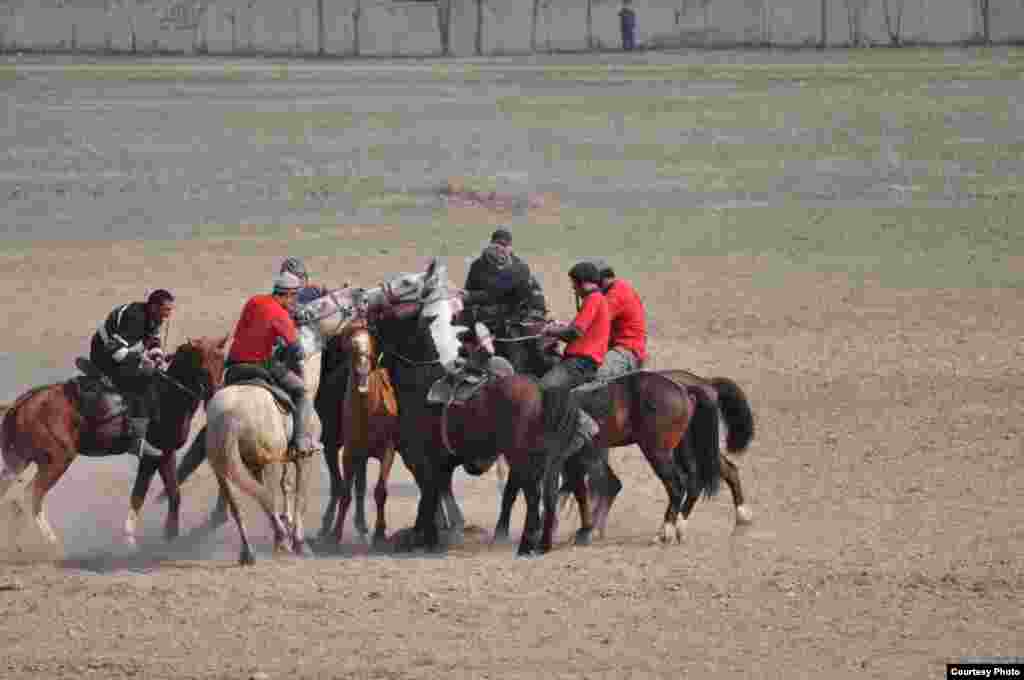 Ko'pkari - Qirg'izistonda eng ommabop sport turi.