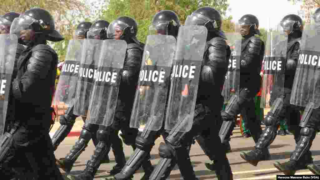 Jami'an tsaron kasar Nijar yayin da kasar ke bikin tunawa da samun 'yancin kai a jihar Tahoua, Disamba 18, 2017