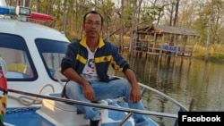 លោក​ម៉ៃ ហុងស្រៀង ​អាយុ​៣៨ ​ត្រូវចាប់​ខ្លួន​​កាល​ពី​​យប់​ថ្ងៃ​អង្គារ​ក្នុង​រាជ​ធានី​ភ្នំពេញ ​ក្រោយ​ពី​លោក​បាន​​បង្ហោះ​សារ​មួយ​​​​នៅ​លើ​គណនី​ហ្វេសប៊ុក​របស់​ខ្លួន​ កាល​ពី​ថ្ងៃ​​ទី​២៨ ​ខែ​កក្កដា​កន្លង​ទៅ​នេះ។​ (រូបថត​ដក​ស្រង់​ពី​ទំព័រ​ហ្វេសប៊ុក​ Mai Hongsreang)