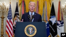 Presiden AS Joe Biden memberikan pernyataan mengenai misi militer AS di Afghanistan yang akan berakhir 31 Agustus, di Gedung Putih, Kamis (8/7). 