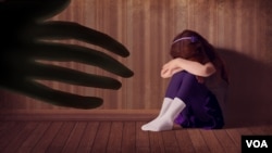 Seorang anak perempuan penyintas kekerasan seksual asal Bengkayang, Kalimantan Barat, mengapresiasi langkah DPR RI dan pemerintah dalam mengesahkan Rancangan Undang-Undang Tindak Pidana Kekerasan Seksual (RUU TPKS) menjadi Undang-Undang. (Foto: Ilustrasi/VOA)