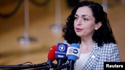 Vjosa Osmani, predsednica Kosova, na samitu EU-Zapadni Balkan u Briselu (Foto: REUTERS/Johanna Geron)
