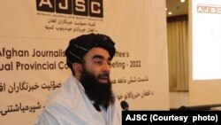 ذبیح الله مجاهد، یکی از سخنگوی گروه طالبان