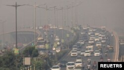 Produksi karbon dioksida dunia mencapai rekor pada 2022 dibandingkan volume yang dihasilkan sejak 1900. (Foto: Reuters)