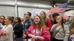 Ayol saylovchilar kimga ovoz beradi?