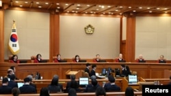 ལྷོ་ཀོ་རི་ཡའི་སྲིད་འཛིན་ལ་ཉེས་འཛུགས་ཉན་ཞིབ་སྐབས་ཀྱི་འདྲ་པར།