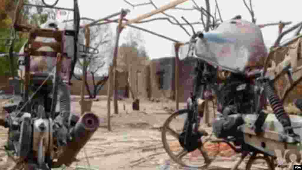 Wuraren da suka lalace sakamakon harin 'yan Boko Haram.