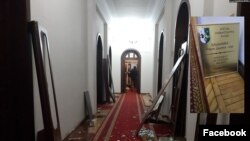 ოკუპირებული სოხუმის ქალაქკომის ყოფილი შენობა, დარბევის შემდეგ 