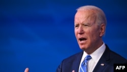 Rais mteule Joe Biden akizindua mpango wa auheni ya COVID huko Wilmington, Delaware, Januari 14, 2021