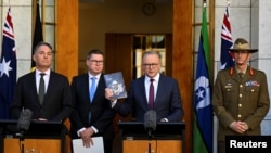 澳大利亞總理安東尼·阿爾巴尼斯（Anthony Albanese）2023年4月23日出席國防戰略檢討書發表會。