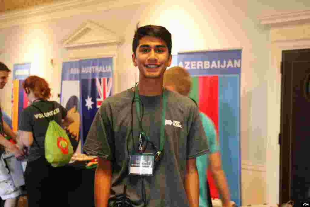 Mayank Govilla, a volunteer mentor for Cambodian robotics team during the FIRST Global Challenge robotics competition at DAR Constitution Hall in Washington, D.C. July 16-18, 2017. (Nem Sopheakpanha/VOA Khmer)