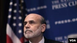 A pesar de las malas noticias Ben Bernanke asegura que la recuperación de la economía estadounidense va camino a ser "autosustentable", aunque deben pasar un par de años más.