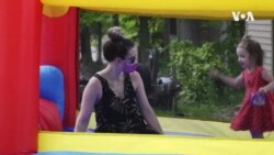 VOA英语视频: 新冠疫情带来的恐惧焦虑会造成精神打击