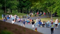 Red ispred Biroa za zapošljavanje u Kentakiju (jul 2020.)