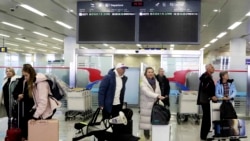 2024年2月9日，一群俄羅斯遊客抵達北韓平壤國際機場，他們可能是疫情爆發以來第一批進入北韓的外國遊客。 (資料照：美聯社)