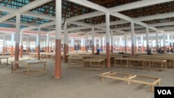 Le site de recasement des commerçants ambulants est encore loin d'être rempli.