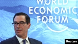 美國財政部長努欽在瑞士達沃斯出席世界經濟論壇年度會議。（2020年1月22日） 