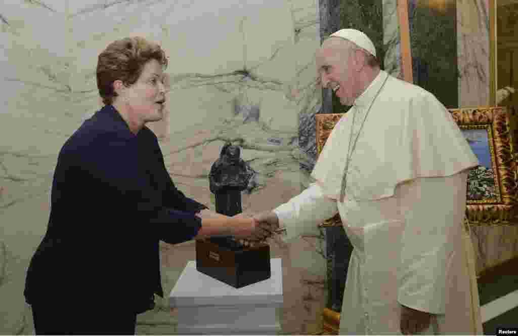 La presidenta de Brasil, Dilma Rousseff, elogió al Papa Francisco como un socio en la lucha contra la desigualdad en todas sus formas.