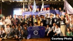 រូបឯកសារ៖​ ក្រុមពលករចំណាកស្រុកដែលគាំទ្រចលនាប្រជាធិបតេយ្យសង្គ្រោះជាតិនៅប្រទេសកូរ៉េខាងត្បូង។