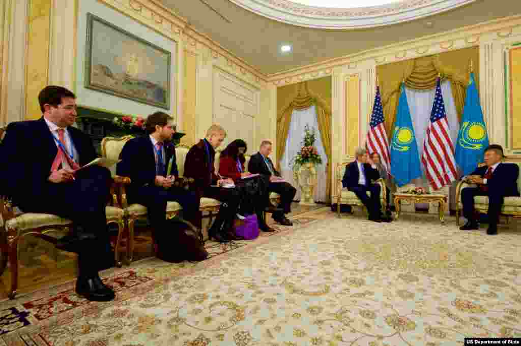 Ostona, Qozog'iston, 2-noyabr, 2015