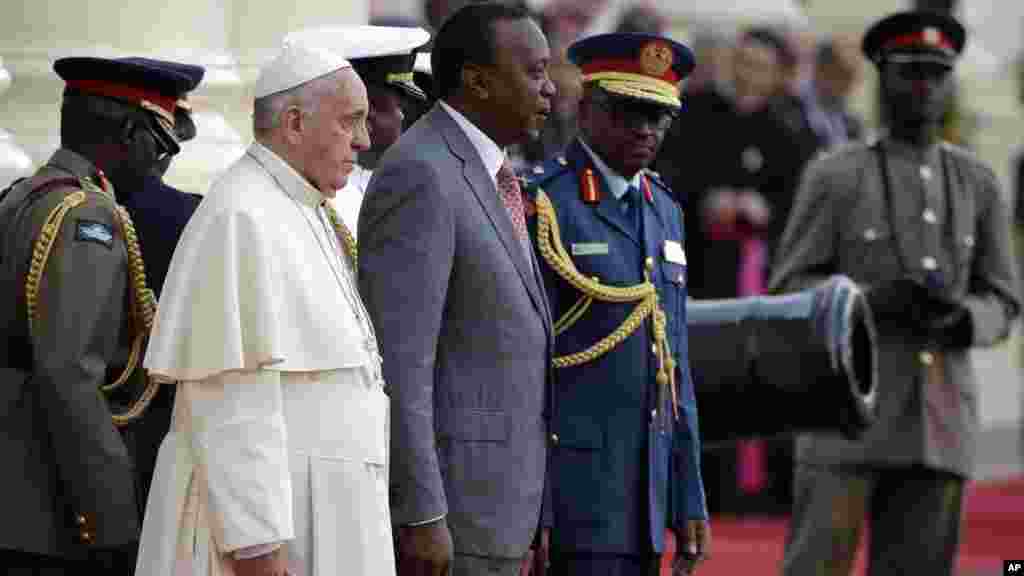 ምብጻሕ ርእሰ-ሊቃነ ጳጳሳት ካቶሊካዊት ቤተክርስትያን ሮማ ጳጳስ ፍራንሰስ አብ ኬንያ