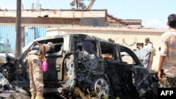 عدن، شهر بندری یمن، از چندین سال به این سو شاهد انفجار های قوی بوده است