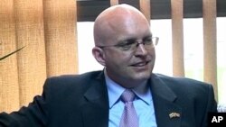 Рикер: На Македонија и` се потребни фер и демократски избори