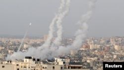 Falastinda jangarilar G'azodan turib Isroilga o'q otmoqda, 10-may, 2021