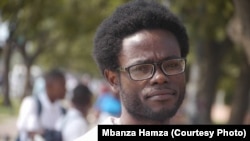 Mbanza Hamza, ativista