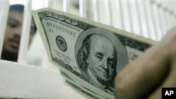 Moçambique tenta captar milhões de dolares de poupanças