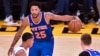 Derrick Rose des New York Knicks contre les Los Angeles Lakers le 11 décembre 2016.