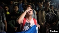 En fotos: Caravana de migrantes hondureños sale rumbo a Estados Unidos