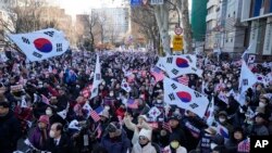 སྲིད་འཛིན་ཡོན་སུག་ཡོལ་གྱི་རྒྱབ་སྐྱོར་བའི་ལས་འགུལ།