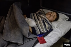 11일 볼로디미르 젤렌스키 우크라이나 대통령이 소셜미디어 X를 통해 생포한 북한군의 모습이라며 사진을 공개했다. (사진출처: X@ZelenskyyUa)