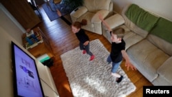 Con millones de personas en cuarentena en el mundo, los servicios de transmisión por Internet han aumentado considerablemente, ya sea para mantenerse informados o para entretenerse.