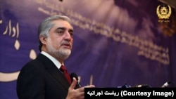 اجرائیه رئیس عبدالله نن له کابل څخه د شهید د اونۍ د لمانځلو په لړ کې د مزارشریف ښار ته تللی دی.