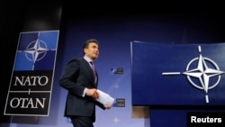 NATO Bosh kotibi Anders Fog Rasmussen Bryusselda o'tgan a'zo mamlakatlar yig'inida, 2-aprel, 2014-yil.