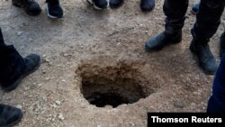 دهانه تونلی که شش زندانی از آن گریختند